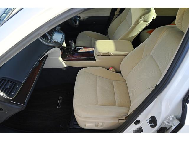 クラウンハイブリッド ロイヤルサルーン　ステアリングヒーター　前席パワーシート　シートヒーター　クルーズコントロール　メーカーナビ　バックモニター（30枚目）