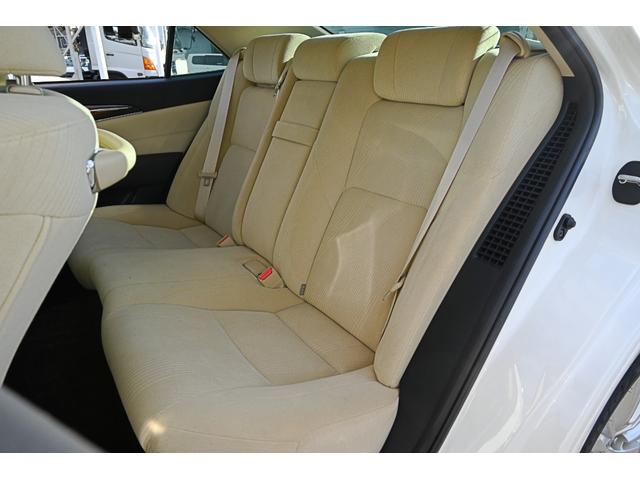 クラウンハイブリッド ロイヤルサルーン　ステアリングヒーター　前席パワーシート　シートヒーター　クルーズコントロール　メーカーナビ　バックモニター（34枚目）