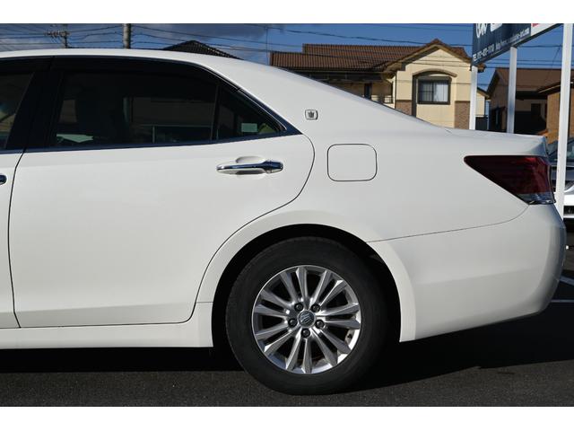 クラウンハイブリッド ロイヤルサルーン　ステアリングヒーター　前席パワーシート　シートヒーター　クルーズコントロール　メーカーナビ　バックモニター（51枚目）