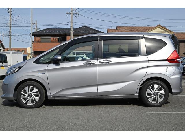 フリードハイブリッド ハイブリッド・Gホンダセンシング 両側パワースライドドア レーダークルーズ LEDヘッドライト スマートキー プッシュスタート ステアリングスイッチ 純正ナビ バックモニター(3枚目)