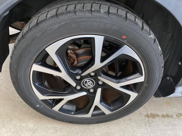 C-HR G クリアランスソナー レーダークルーズ LEDヘッドライト トヨタセーフティセンス スマートキー プッシュスタート シートヒーター ステアリングスイッチ 純正ナビ バックモニター(8枚目)