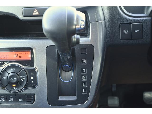 ソリオ ハイブリッドＭＺ　両側パワースライドドア　全方位モニター　クルーズコントロール　スマートキー　プッシュスタート　デュアルセンサーブレーキサポート　ディスチャージヘッドライト　ステアリングスイッチ　メーカーナビ（17枚目）