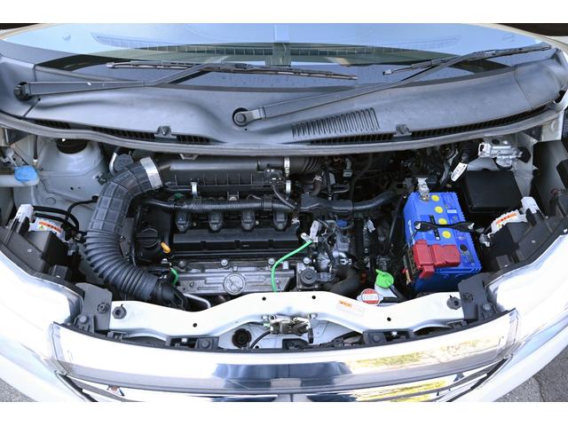 ソリオ ハイブリッドＭＺ　両側パワースライドドア　全方位モニター　クルーズコントロール　スマートキー　プッシュスタート　デュアルセンサーブレーキサポート　ディスチャージヘッドライト　ステアリングスイッチ　メーカーナビ（22枚目）