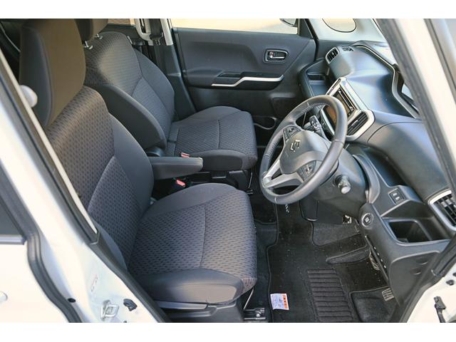 ソリオ ハイブリッドＭＺ　両側パワースライドドア　全方位モニター　クルーズコントロール　スマートキー　プッシュスタート　デュアルセンサーブレーキサポート　ディスチャージヘッドライト　ステアリングスイッチ　メーカーナビ（23枚目）