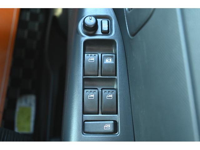 タント カスタムＸ　パワースライドドア　スマートキー（17枚目）