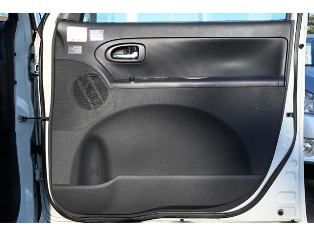 タント カスタムＸ　パワースライドドア　スマートキー（32枚目）