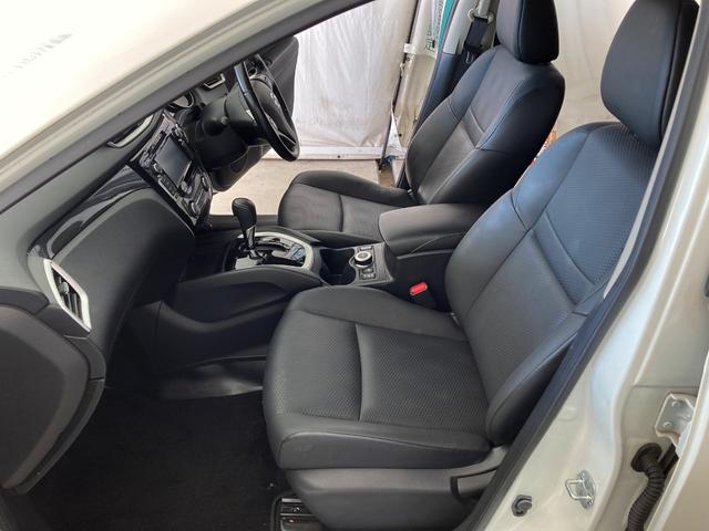 エクストレイル ２０Ｘ　ハイブリッド　エマージェンシーブレーキＰ　パワーバックドア　デジタルインナーミラー　クルーズコントロール　インテリジェントキー　プッシュスタート　シートヒーター　メーカーナビ　アラウンドビューモニター（11枚目）