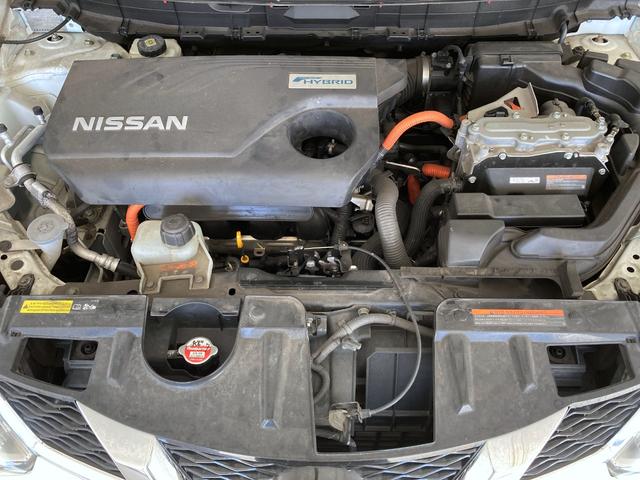 エクストレイル ２０Ｘ　ハイブリッド　エマージェンシーブレーキＰ　パワーバックドア　デジタルインナーミラー　クルーズコントロール　インテリジェントキー　プッシュスタート　シートヒーター　メーカーナビ　アラウンドビューモニター（30枚目）