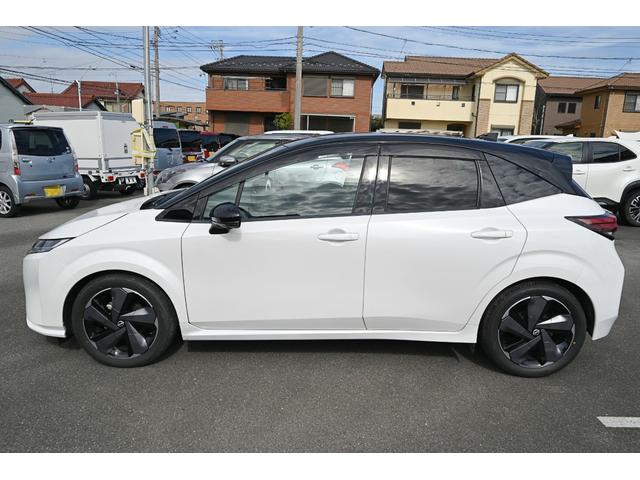 オーラ Ｇ　レザーエディション　プロパイロット　アラウンドビューモニター　ＢＯＳＥサウンド　インテリジェントルームミラー　ＬＥＤヘッドライト　インテリジェントキー　プッシュスタート　メーカーナビ　ビルトインＥＴＣ２．０（3枚目）