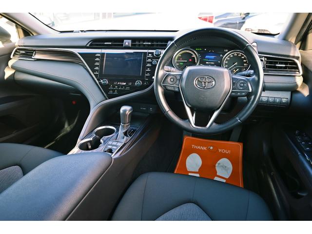 カムリ Ｇ　運転席パワーシート　レーダークルーズ　ＬＥＤヘッド・フォグライト　　メーカーディスプレイオーディオ（ナビキット有）トヨタセーフティセンス　ブラインドスポットモニター　リアクロストラフィックアラート（6枚目）