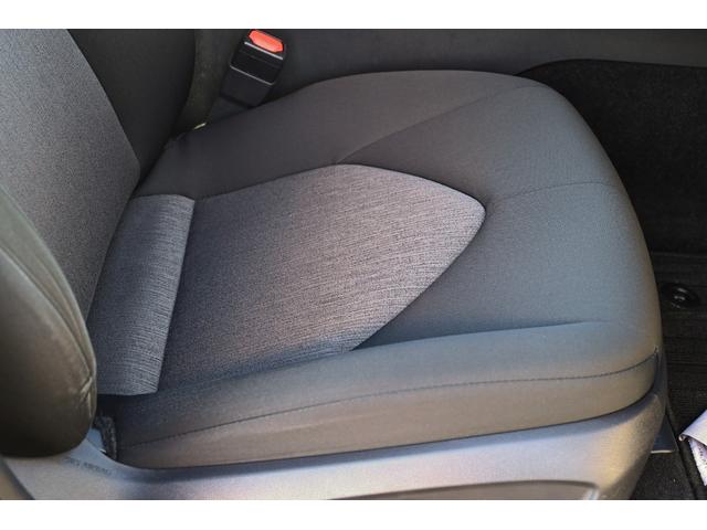 カムリ Ｇ　運転席パワーシート　レーダークルーズ　ＬＥＤヘッド・フォグライト　　メーカーディスプレイオーディオ（ナビキット有）トヨタセーフティセンス　ブラインドスポットモニター　リアクロストラフィックアラート（8枚目）