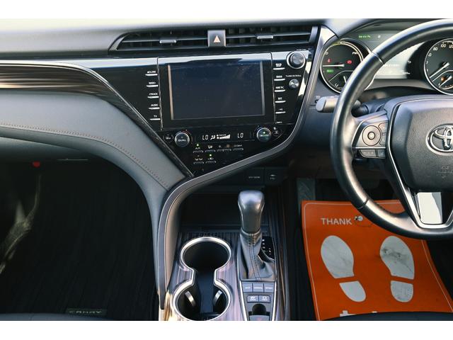 カムリ Ｇ　運転席パワーシート　レーダークルーズ　ＬＥＤヘッド・フォグライト　　メーカーディスプレイオーディオ（ナビキット有）トヨタセーフティセンス　ブラインドスポットモニター　リアクロストラフィックアラート（12枚目）