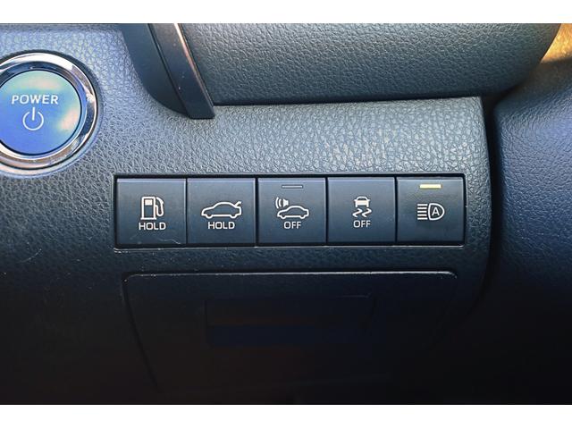 カムリ Ｇ　運転席パワーシート　レーダークルーズ　ＬＥＤヘッド・フォグライト　　メーカーディスプレイオーディオ（ナビキット有）トヨタセーフティセンス　ブラインドスポットモニター　リアクロストラフィックアラート（18枚目）