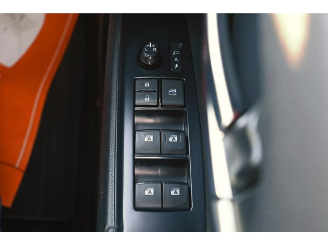 カムリ Ｇ　運転席パワーシート　レーダークルーズ　ＬＥＤヘッド・フォグライト　　メーカーディスプレイオーディオ（ナビキット有）トヨタセーフティセンス　ブラインドスポットモニター　リアクロストラフィックアラート（19枚目）