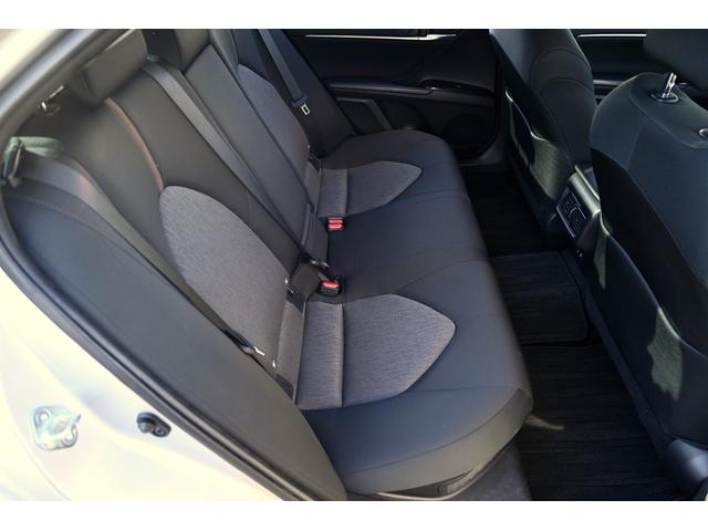 カムリ Ｇ　運転席パワーシート　レーダークルーズ　ＬＥＤヘッド・フォグライト　　メーカーディスプレイオーディオ（ナビキット有）トヨタセーフティセンス　ブラインドスポットモニター　リアクロストラフィックアラート（29枚目）