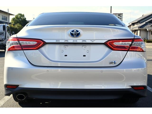 カムリ Ｇ　運転席パワーシート　レーダークルーズ　ＬＥＤヘッド・フォグライト　　メーカーディスプレイオーディオ（ナビキット有）トヨタセーフティセンス　ブラインドスポットモニター　リアクロストラフィックアラート（45枚目）