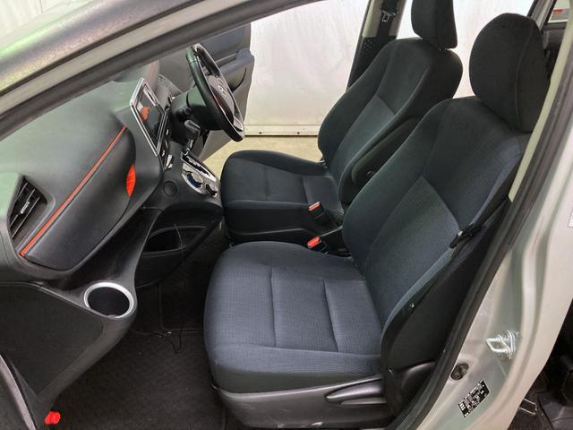 シエンタ G 両側パワースライドドア スマートキー プッシュスタート トヨタセーフティセンス ナビ(11枚目)