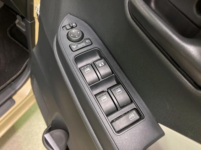 シフォン G 両側パワースライドドア 全方位モニター ウェルカムオープンスイッチ スマートアシスト コーナーセンサー スマートキー ステアリングスイッチ ロングスライドスイッチ シートヒーター ナビ(21枚目)