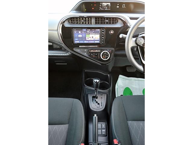 アクア Sスタイルブラック LEDヘッド・フォグライト スマートキー プッシュスタート トヨタセーフティセンス ステアリングスイッチ 純正ナビ バックモニター 純正ドライブレコーダー(10枚目)