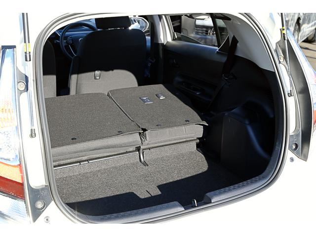 アクア Sスタイルブラック LEDヘッド・フォグライト スマートキー プッシュスタート トヨタセーフティセンス ステアリングスイッチ 純正ナビ バックモニター 純正ドライブレコーダー(31枚目)