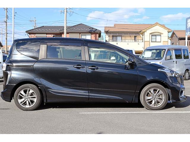 シエンタ G モデリスタエアロ 両側パワースライドドア トヨタセーフティセンス スマートキー プッシュスタート ステアリングスイッチ 純正ナビ バックモニター(2枚目)