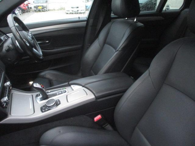 ５シリーズ ５２８ｉツーリング　Ｍスポーツ　Ｂｌｕｅｔｏｏｔｈ接続・ガラスルーフ・ＴＶ・ナビ・ＥＴＣ・バックカメラ・シートヒーター・クルーズコントロール・パワーシート・電動リアゲート・スマートキー・衝突被害軽減システム・横滑り防止装置（20枚目）