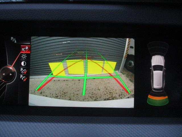 ５シリーズ ５２８ｉツーリング　Ｍスポーツ　Ｂｌｕｅｔｏｏｔｈ接続・ガラスルーフ・ＴＶ・ナビ・ＥＴＣ・バックカメラ・シートヒーター・クルーズコントロール・パワーシート・電動リアゲート・スマートキー・衝突被害軽減システム・横滑り防止装置（33枚目）