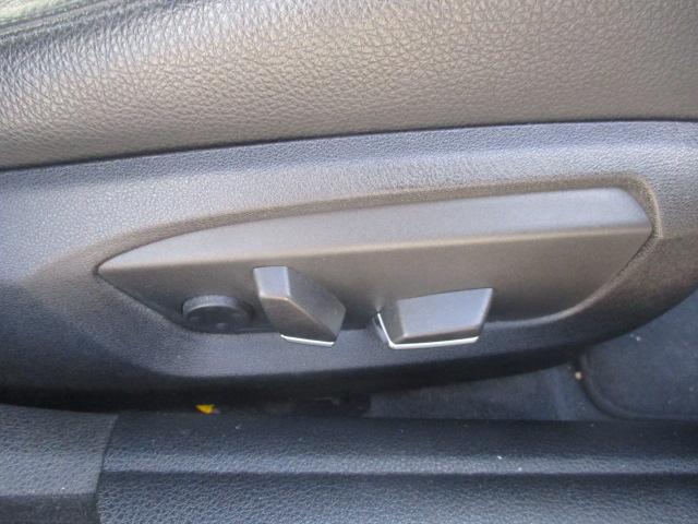 ５シリーズ ５２８ｉツーリング　Ｍスポーツ　Ｂｌｕｅｔｏｏｔｈ接続・ガラスルーフ・ＴＶ・ナビ・ＥＴＣ・バックカメラ・シートヒーター・クルーズコントロール・パワーシート・電動リアゲート・スマートキー・衝突被害軽減システム・横滑り防止装置（41枚目）