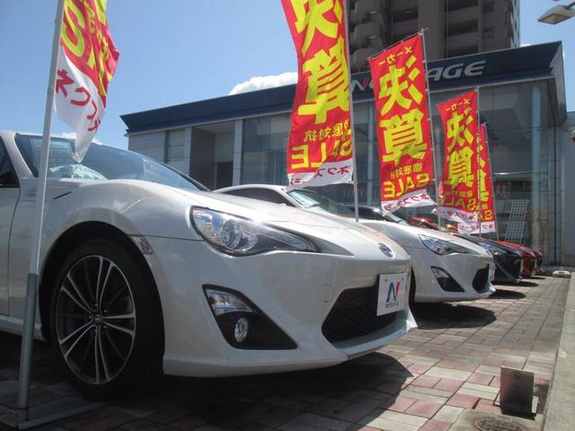 ハッチバック ホンダセンシング 6速MT ホンダセンシング レーンアシスト LEDヘッドライト クルーズコントロール 純正18インチAW 純正SDナビ バックカメラ シートヒーター ETC ターボ 革巻きステアリング 横滑り防止機能(61枚目)