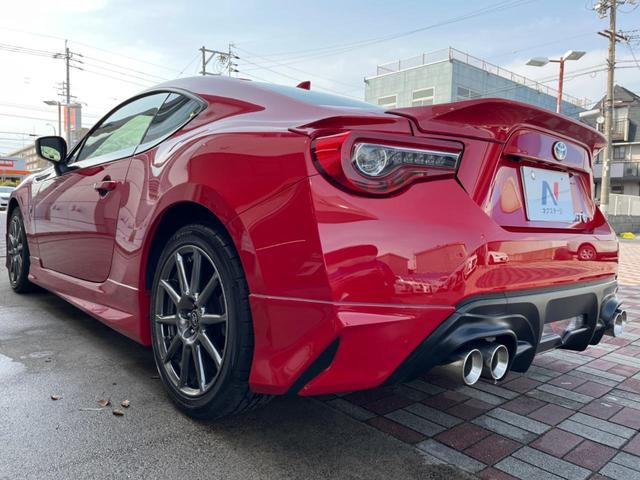 ８６ ＧＴ　禁煙車　モデリスタフロントエアロ　ＴＲＤリアエアロ　ＴＲＤ４本出しマフラー　クルーズコントロール　純正１７インチアルミ　ＬＥＤヘッドライト　バックカメラ　Ｂｌｕｅｔｏｏｔｈ　ナビゲーション（29枚目）