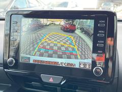 【バックカメラ】駐車時に後方がリアルタイム映像で確認できます。大型商業施設や立体駐車場での駐車時や、夜間のバック時に大活躍！運転スキルに関わらず、今や必須となった装備のひとつです！ 4