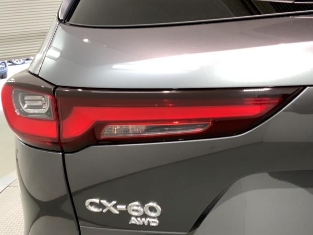 ＣＸ－６０ ＸＤ－ハイブリッドエクスクルーシブモダン　革シ－ト１年保証純正ナビフルセグ　衝突軽減システム　記録簿　フルセグＴＶ　パワーシート　本革シート　前席シートヒーター　パワーバックドア　ＬＥＤライト　ＥＴＣ　バックカメラ　オートエアコン　１オーナー（43枚目）