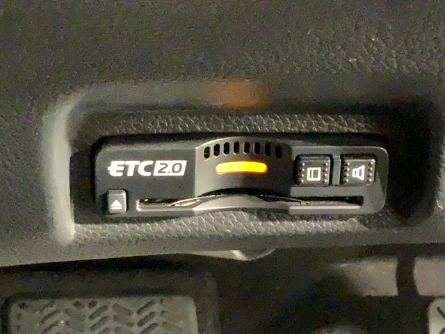 ヴェゼル ｅ：ＨＥＶＸ　ＨＳＥＮＳＩＮＧ最長５年保証ワンオーナー　ＡＡＣ　１オーナ　イモビライザー　スマ－トキ－　誤発進抑制　ＰＷ　リアカメラ　クルコン　ＥＳＣ　ＥＴＣ装備　キーフリー　ＬＥＤヘッドランプ　ナビＴＶ　ＡＢＳ（13枚目）