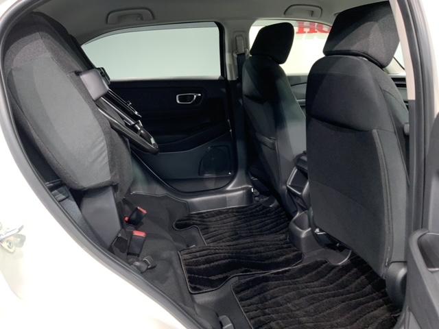 ヴェゼル ｅ：ＨＥＶＸ　ＨＳＥＮＳＩＮＧ最長５年保証ワンオーナー　ＡＡＣ　１オーナ　イモビライザー　スマ－トキ－　誤発進抑制　ＰＷ　リアカメラ　クルコン　ＥＳＣ　ＥＴＣ装備　キーフリー　ＬＥＤヘッドランプ　ナビＴＶ　ＡＢＳ（35枚目）