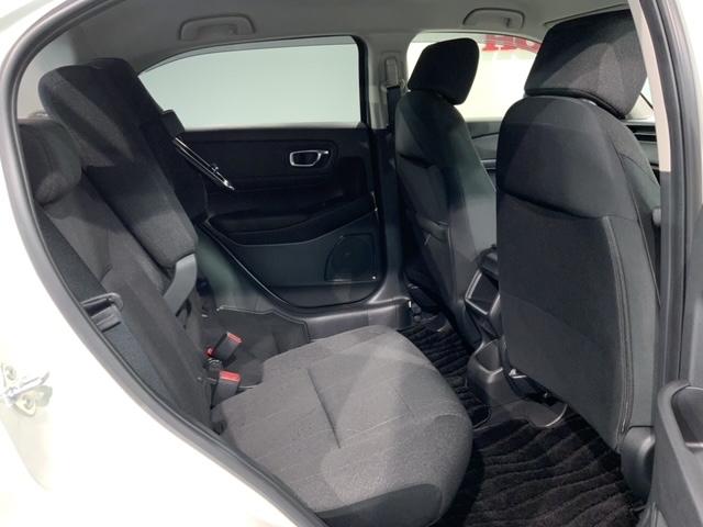 ヴェゼル ｅ：ＨＥＶＸ　ＨＳＥＮＳＩＮＧ最長５年保証ワンオーナー　ＡＡＣ　１オーナ　イモビライザー　スマ－トキ－　誤発進抑制　ＰＷ　リアカメラ　クルコン　ＥＳＣ　ＥＴＣ装備　キーフリー　ＬＥＤヘッドランプ　ナビＴＶ　ＡＢＳ（36枚目）