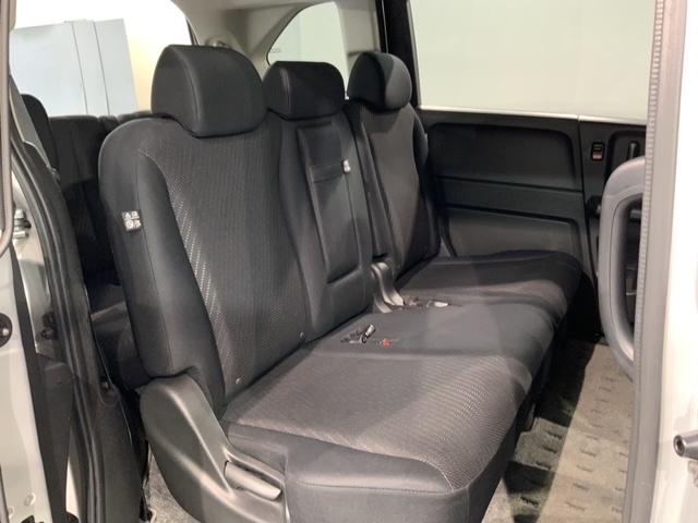 フリードハイブリッド ジャストセレクション 1年保証ナビTVRカメラCD録音 ナビテレビ セキュリティー 横滑り防止機能 記録簿 オートクルーズ 地デジ エアバック DVD再生可能 キーレスエントリー PS ETC フルオートエアコン ABS(18枚目)