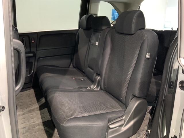 フリードハイブリッド ジャストセレクション 1年保証ナビTVRカメラCD録音 ナビテレビ セキュリティー 横滑り防止機能 記録簿 オートクルーズ 地デジ エアバック DVD再生可能 キーレスエントリー PS ETC フルオートエアコン ABS(30枚目)