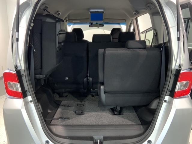 フリードハイブリッド ジャストセレクション 1年保証ナビTVRカメラCD録音 ナビテレビ セキュリティー 横滑り防止機能 記録簿 オートクルーズ 地デジ エアバック DVD再生可能 キーレスエントリー PS ETC フルオートエアコン ABS(37枚目)