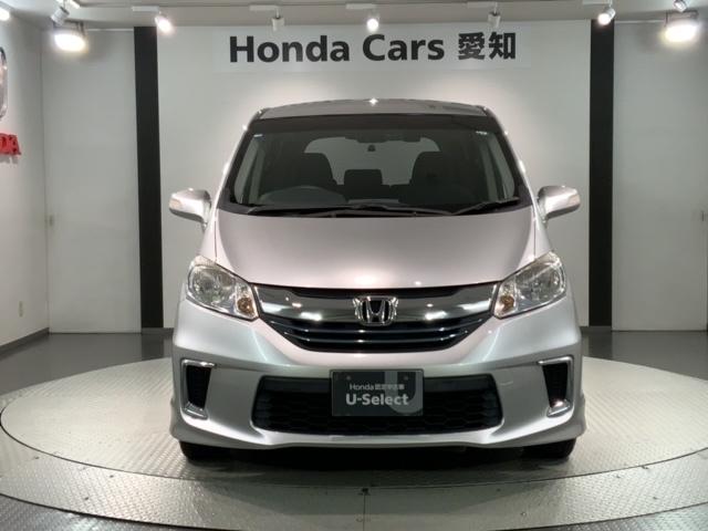 フリードハイブリッド ジャストセレクション 1年保証ナビTVRカメラCD録音 ナビテレビ セキュリティー 横滑り防止機能 記録簿 オートクルーズ 地デジ エアバック DVD再生可能 キーレスエントリー PS ETC フルオートエアコン ABS(53枚目)