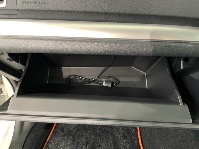 XV 2.0i-Lアイサイト 1年保証 ナビ TV Rカメラ CD録音 スマキ 自動追従 Bカメ USB 地デジ VDC AWD 電動パワーシート DVD再生 盗難防止システム ETC車載器 オートエアコン ABS キーレス(28枚目)