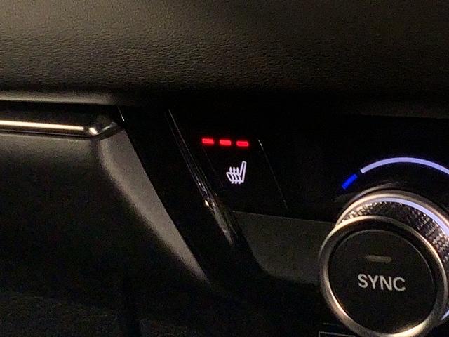 ヴェゼル e:HEVZ HSENSING最長5年保証ワンオーナー 衝突回避支援ブレーキ機能 1オナ スマキ Pトランク フルオートエアコン Dレコ エアバッグ 両席エアバック Rカメ 記録簿付 パワーウィンドウ LEDランプ(15枚目)