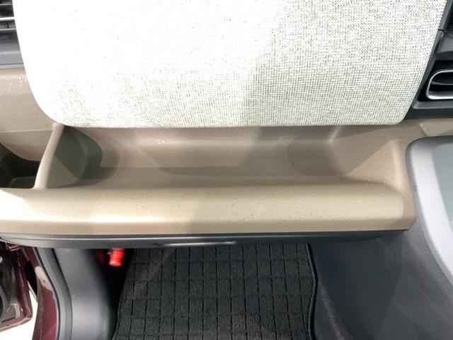 フリード エアーEX HSENSING 新車保証 試乗車 ワンオ-ナ- バックモニター 盗難防止システム 両側パワースライドドア 横滑り防止装置 クルコン フルセグ ETC車載器 オートエアコン シートヒーター USB(25枚目)