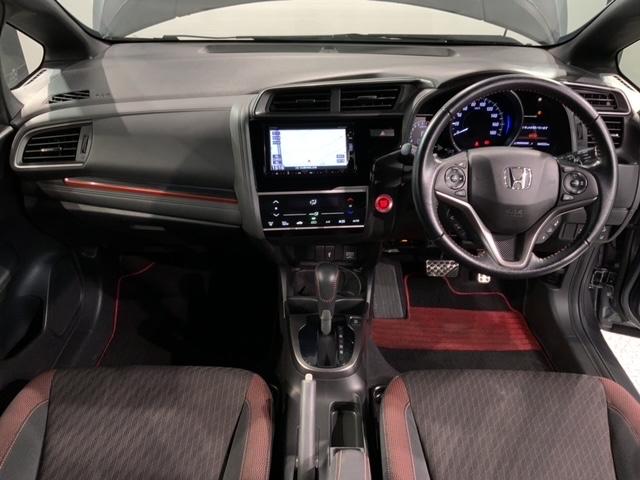 フィット ＲＳホンダセンシング　最長５年保証　ワンオーナー　ナビＶＸＭ－１９５ＶＦｉ　ＴＶ　Ｒカメラ　ＣＤ録音　ＢＴオ－ディオ　ＤＶＤ　ＥＴＣ　ＬＥＤライト　ＶＳＡ　クルコン　アルミ　フォグ　スマートキー　盗難防止装置　整備記録簿（9枚目）