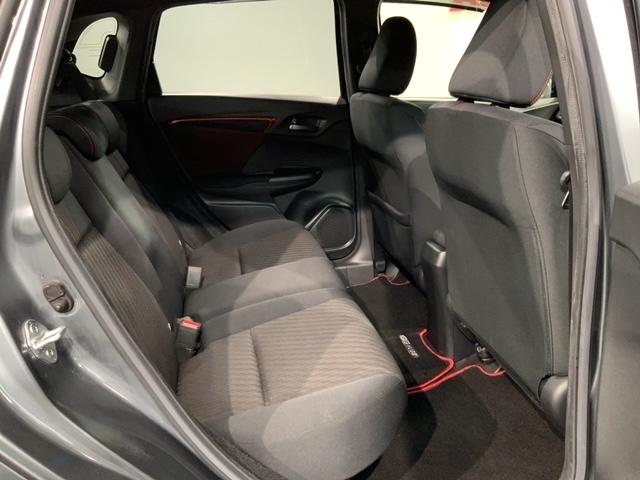 フィット ＲＳホンダセンシング　最長５年保証　ワンオーナー　ナビＶＸＭ－１９５ＶＦｉ　ＴＶ　Ｒカメラ　ＣＤ録音　ＢＴオ－ディオ　ＤＶＤ　ＥＴＣ　ＬＥＤライト　ＶＳＡ　クルコン　アルミ　フォグ　スマートキー　盗難防止装置　整備記録簿（18枚目）