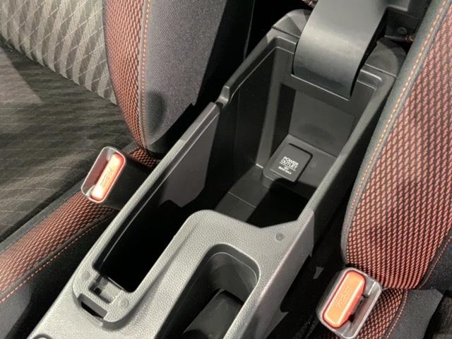 フィット ＲＳホンダセンシング　最長５年保証　ワンオーナー　ナビＶＸＭ－１９５ＶＦｉ　ＴＶ　Ｒカメラ　ＣＤ録音　ＢＴオ－ディオ　ＤＶＤ　ＥＴＣ　ＬＥＤライト　ＶＳＡ　クルコン　アルミ　フォグ　スマートキー　盗難防止装置　整備記録簿（29枚目）