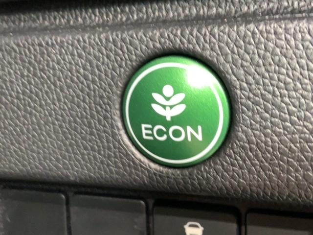 フィットハイブリッド Ｆパッケージ　１年保証　ナビＶＸＭ－１４５ＶＳｉ　ＴＶ　Ｒカメラ　ＤＶＤ　ドラレコ　ＥＴＣ　スマ－トキ－　盗難防止装置　ドアバイザ－　ＡＡＣ　Ｗエアバッグ　盗難警報装置　ＡＵＴＯエアコン　Ｄレコ　助手席エアバック（14枚目）