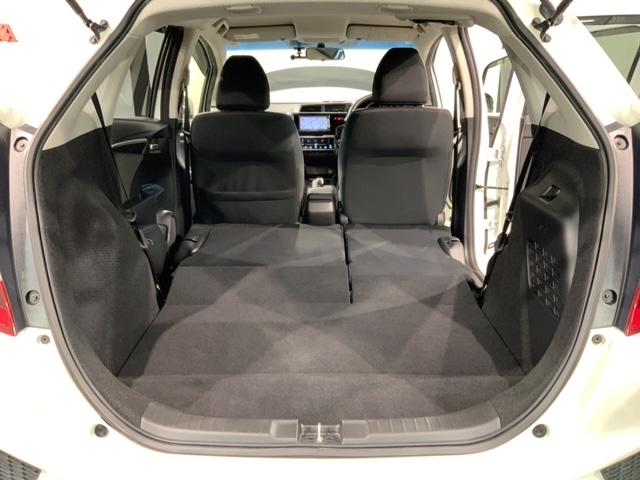 フィットハイブリッド Ｆパッケージ　１年保証　ナビＶＸＭ－１４５ＶＳｉ　ＴＶ　Ｒカメラ　ＤＶＤ　ドラレコ　ＥＴＣ　スマ－トキ－　盗難防止装置　ドアバイザ－　ＡＡＣ　Ｗエアバッグ　盗難警報装置　ＡＵＴＯエアコン　Ｄレコ　助手席エアバック（20枚目）