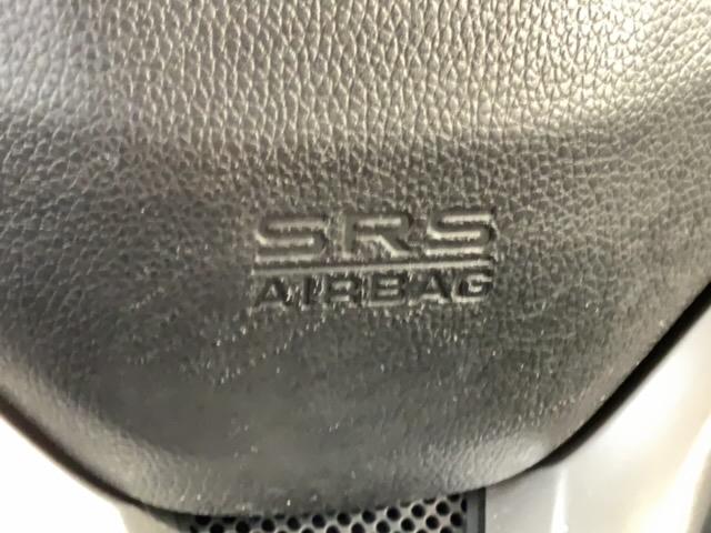 フィットハイブリッド Ｆパッケージ　１年保証　ナビＶＸＭ－１４５ＶＳｉ　ＴＶ　Ｒカメラ　ＤＶＤ　ドラレコ　ＥＴＣ　スマ－トキ－　盗難防止装置　ドアバイザ－　ＡＡＣ　Ｗエアバッグ　盗難警報装置　ＡＵＴＯエアコン　Ｄレコ　助手席エアバック（22枚目）