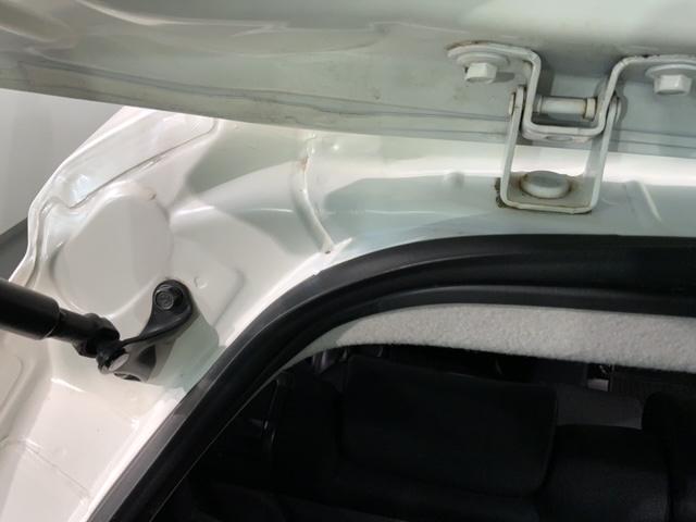 フィットハイブリッド Ｆパッケージ　１年保証　ナビＶＸＭ－１４５ＶＳｉ　ＴＶ　Ｒカメラ　ＤＶＤ　ドラレコ　ＥＴＣ　スマ－トキ－　盗難防止装置　ドアバイザ－　ＡＡＣ　Ｗエアバッグ　盗難警報装置　ＡＵＴＯエアコン　Ｄレコ　助手席エアバック（43枚目）