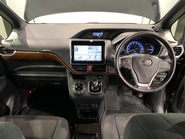 ヴォクシー ハイブリッドV 1年保証 ワンオーナー ナビ TV Rカメラ DVD Rモニター ドラレコ ETC LEDライト 横滑り防止 両側電動ドア シートヒーター クルコン フォグ スマートキー 盗難防止装置 整備記録簿(9枚目)